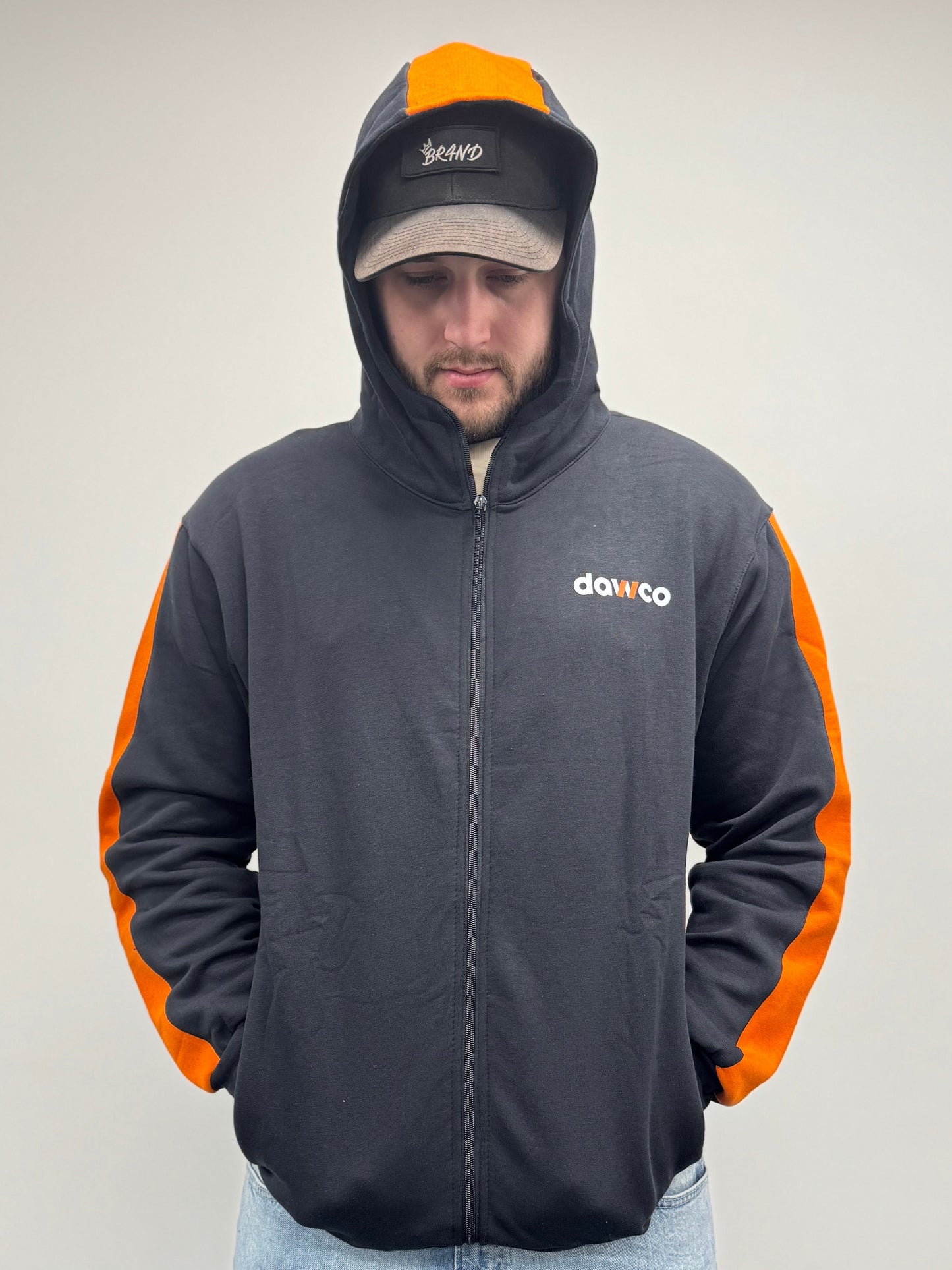 Hoodie orange et noir avec zip